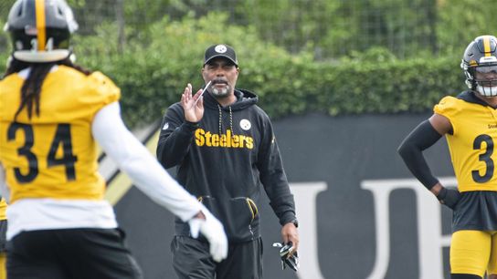 Did Steelers Defensive Coordinator Teryl Austin Escape Intense Scrutiny For 2022 Defense Because Of Miserable Showing By Matt Canada? (Steelers News)